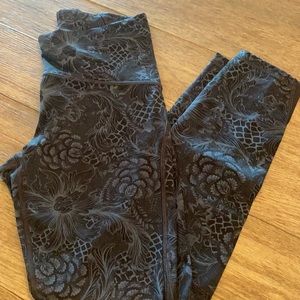 Lululemon Athletica Black Floral Leggings